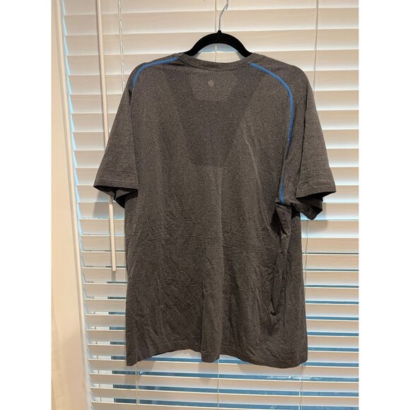 Lululemon Metal Vent  Shirt - Size XXL - Picture 4 of 4